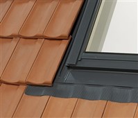 ROOFLITE+ Lemování na profilovanou krytinu TFX (16-50mm) M4A - rozměr 78*98cm